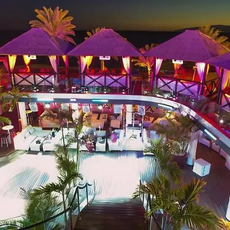 Americas Best-suite -ampio Con Vista, Giardino E Piscina